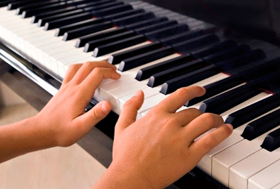 “Maratona pianística” esta segunda-feira na Guarda
