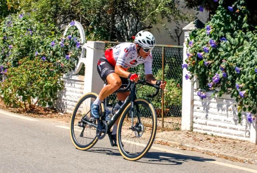 Ana Caramelo sagra-se campeã nacional de contrarrelógio