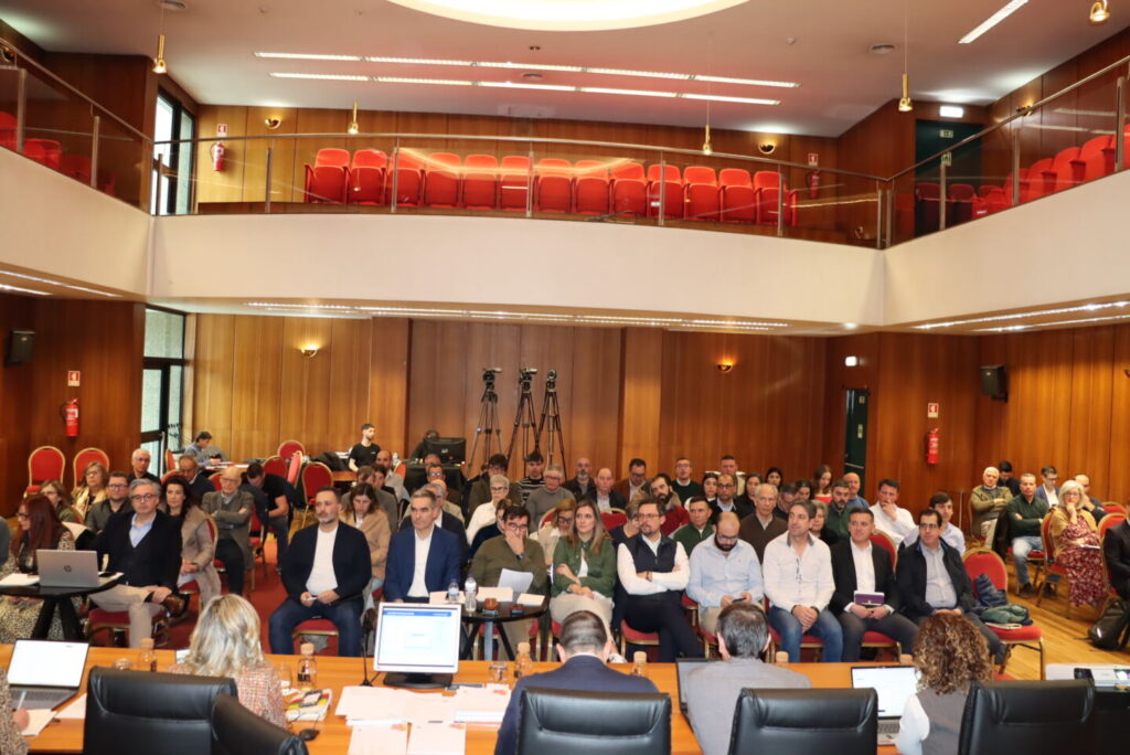 Assembleia Municipal rejeita moção de censura ao presidente da Câmara da Guarda