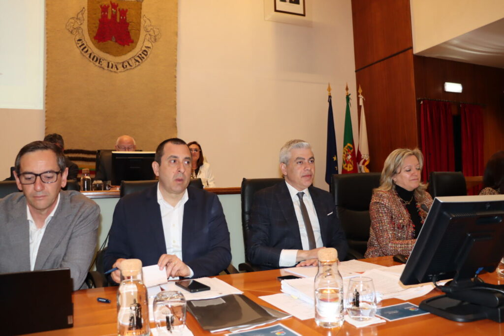 Sérgio Costa anunciou que regeneração urbana do Vale do Cabroeiro tem visto favorável do Tribunal de Contas