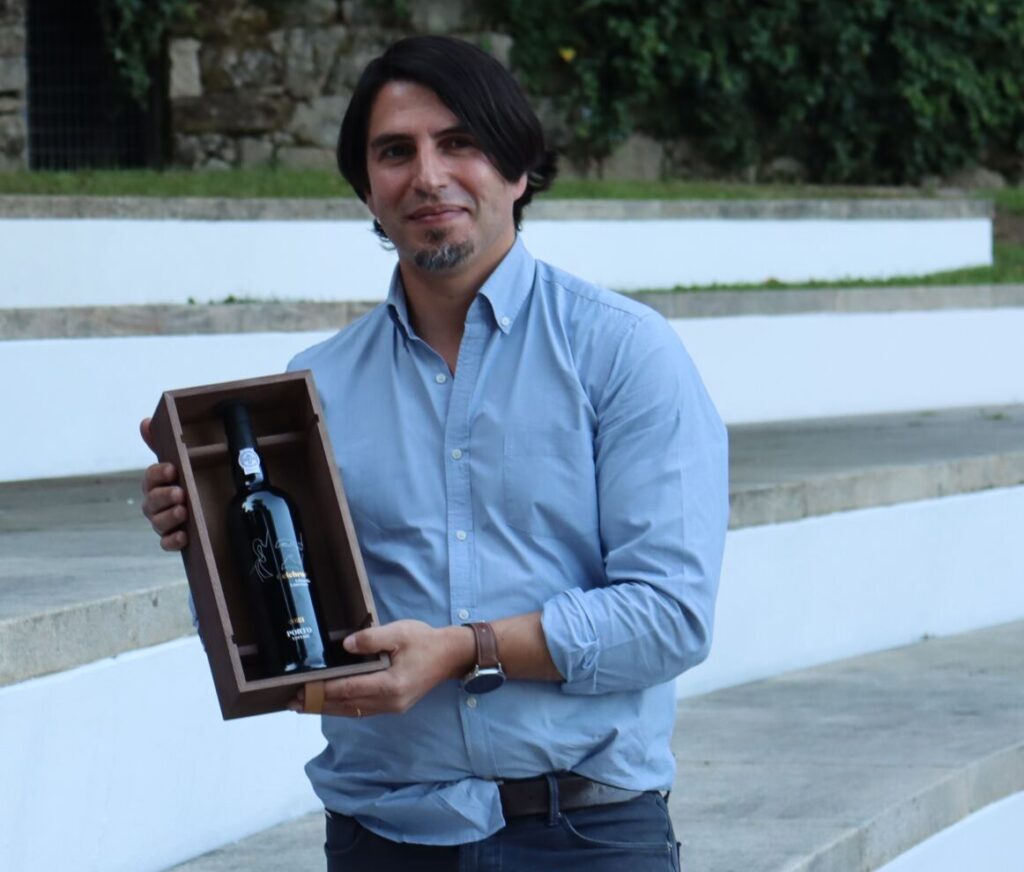 Vinho do Porto Vintage “Celebrar Eduardo Lourenço” evoca memória do autor guardense