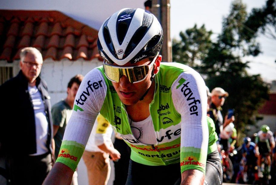 Rafael Barbas sobe ao 16º lugar na Volta a Portugal em Bicicleta