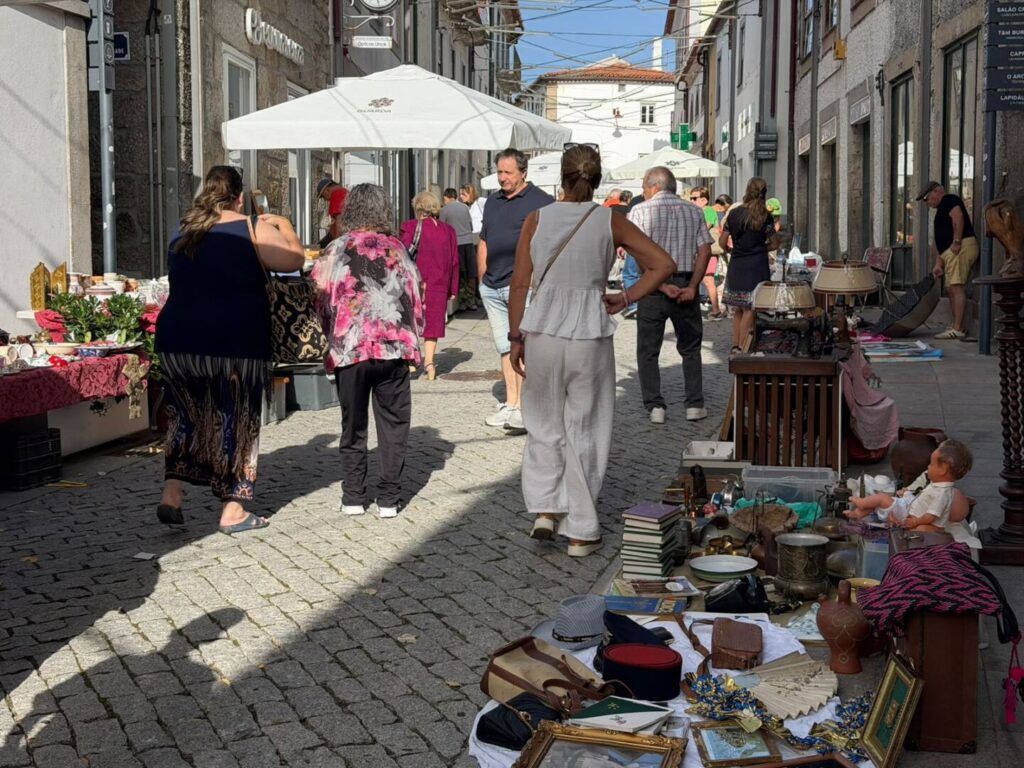 Feira de Antiguidades regressa este domingo à Guarda